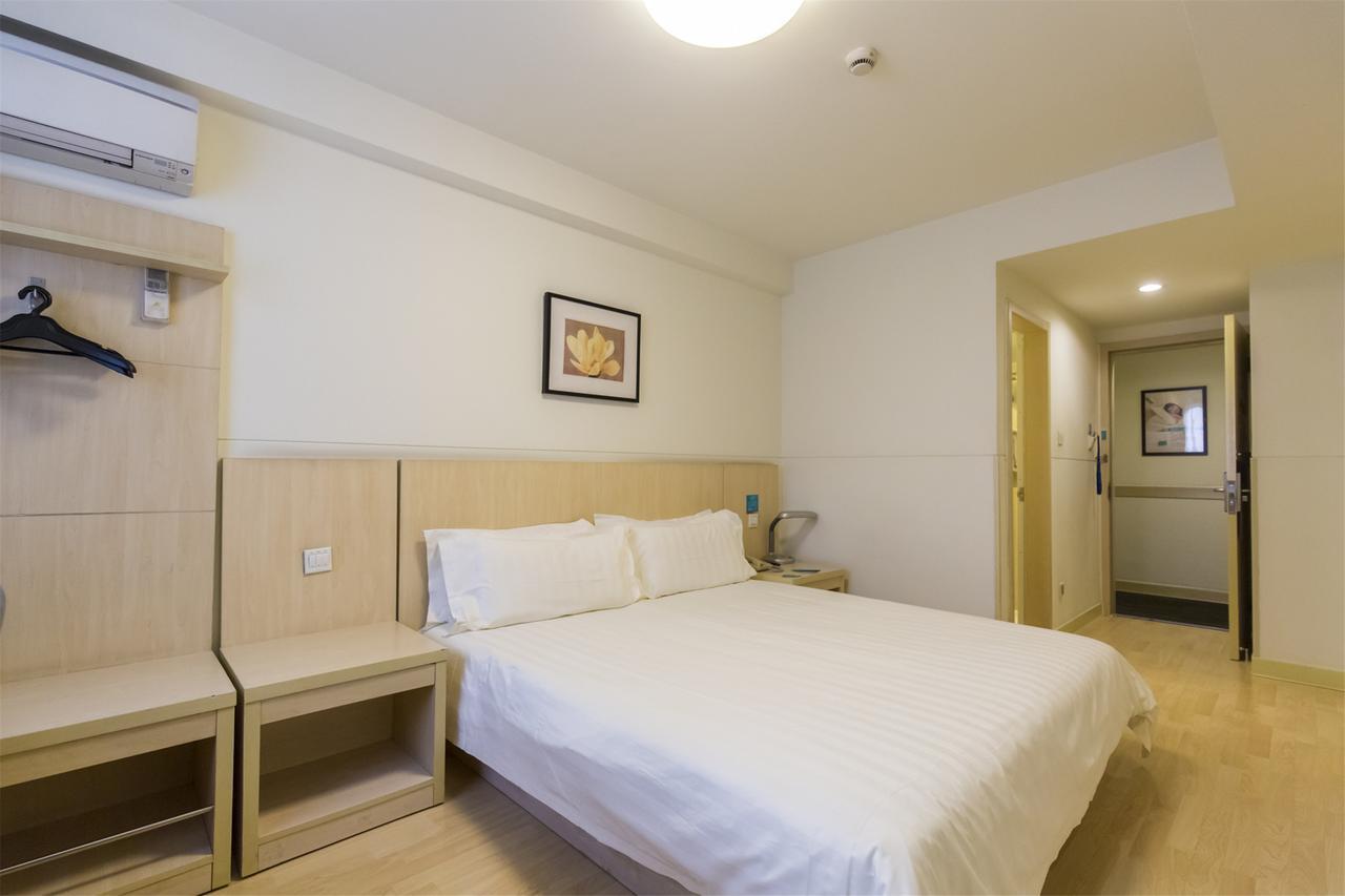 Jingjiang Inn Shanghai Hutai Road Luaran gambar