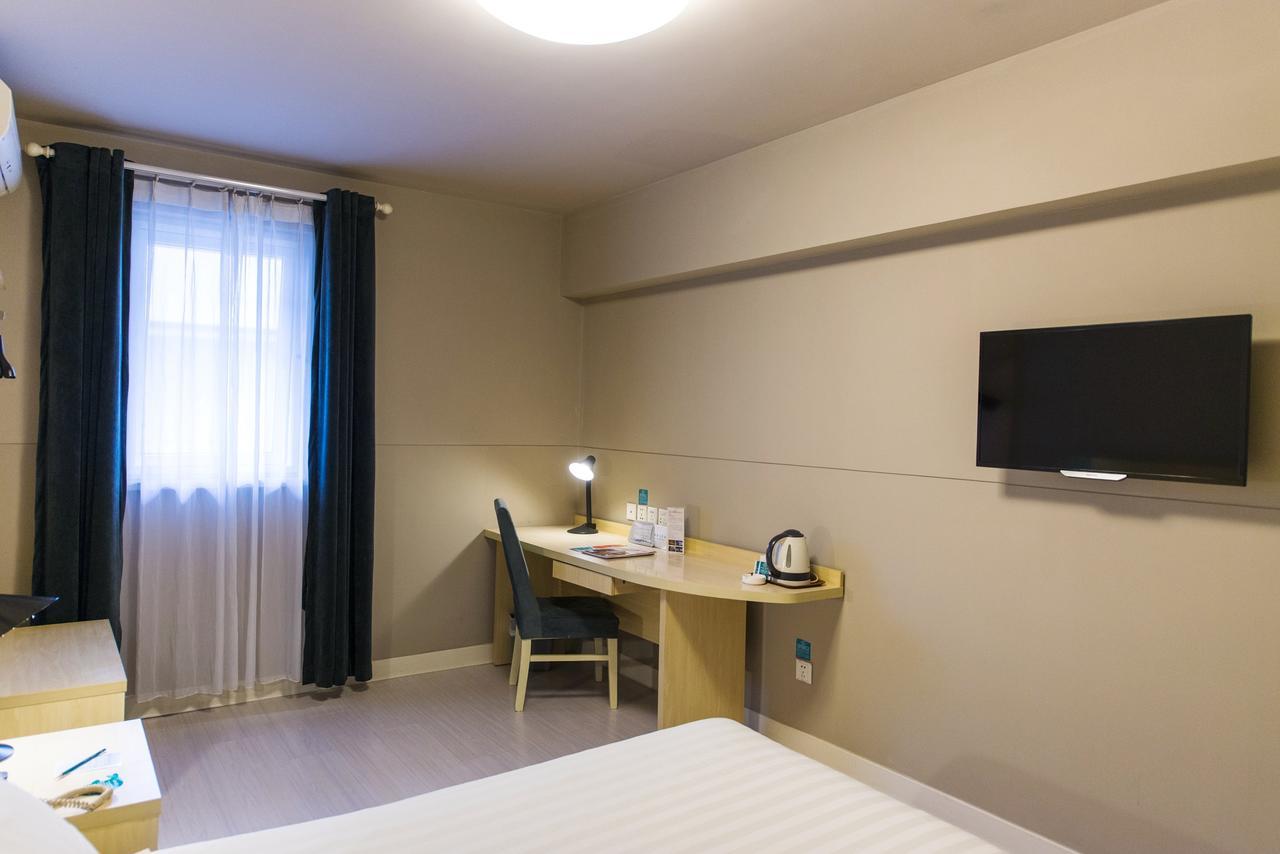 Jingjiang Inn Shanghai Hutai Road Luaran gambar