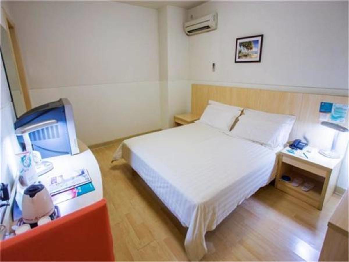 Jingjiang Inn Shanghai Hutai Road Luaran gambar